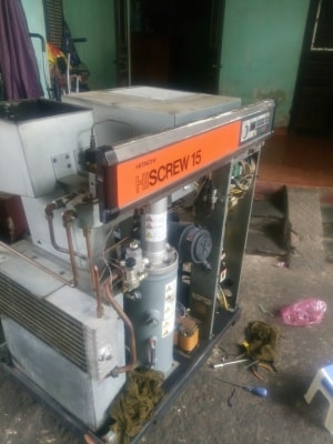 Máy nén khí Hitachi 15kw